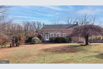 3155 Lehr Drive, York, PA 17404 - Photo 1