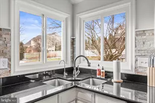 4 Holiday Dr, Shrewsbury, PA 17361 - Photo 13