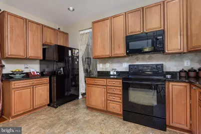 501 Sandpiper Lane, New Cumberland, PA 17070 - Photo 11