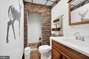 14181 Wolf Rd, Felton, PA 17322 - Photo 19