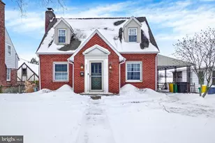 327 Creston Rd, York, PA 17403 - Photo 1