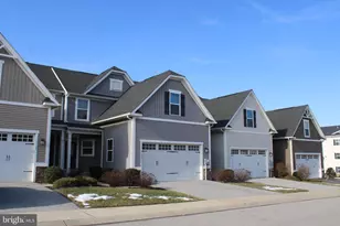 1105 Greenleigh Dr, York, PA 17403 - Photo 1