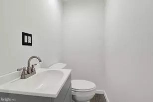 1151 E King St, York, PA 17403 - Photo 5