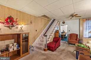 350 E Poplar St, York, PA 17403 - Photo 7