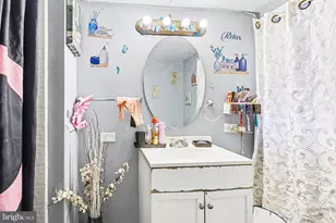 207 E Philadelphia St, York, PA 17403 - Photo 11