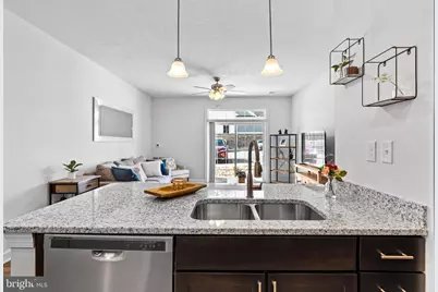 1005 Admiral Lane #104, Hanover, PA 17331 - Photo 5