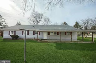326 Park Heights Blvd, Hanover, PA 17331 - Photo 7