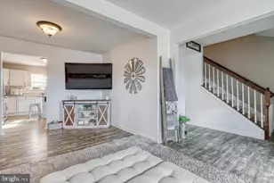 112 Farm Ln Cir, York, PA 17408 - Photo 13