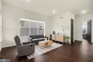 802 Blake Dr, York, PA 17402 - Photo 7