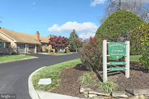 402 Deerfield Dr, Hanover, PA 17331 - Photo 5