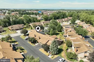 402 Deerfield Dr, Hanover, PA 17331 - Photo 49