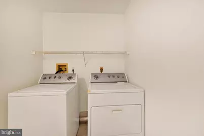 2256 N Point Drive, York, PA 17406 - Photo 7