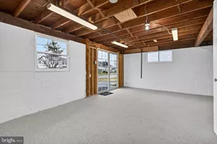 987 Marbrook Ln, York, PA 17404 - Photo 31