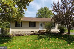 3425 Fox Ridge Ct, Dover, PA 17315 - Photo 1