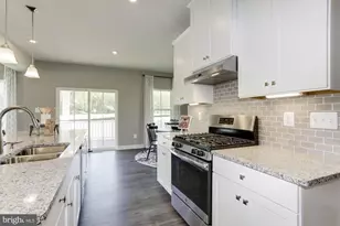 367 Kelso Dr, Fairview Township, PA 17011 - Photo 5