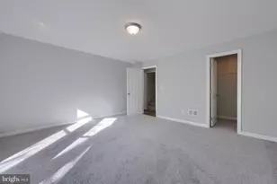 327 E Locust St, York, PA 17403 - Photo 15