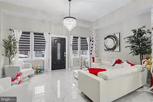 669 W Princess St, York, PA 17401 - Photo 3