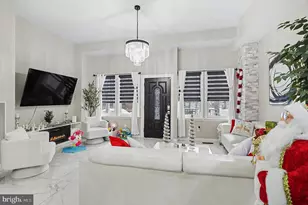 669 W Princess St, York, PA 17401 - Photo 3