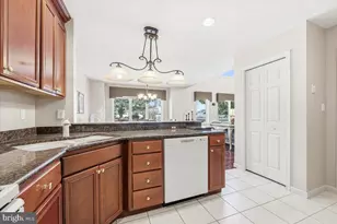 153 Fountain Dr, York, PA 17402 - Photo 17