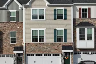 1150 Rosecroft Ln, York, PA 17403 - Photo 1