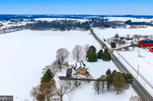 754 Main St, Fawn Grove, PA 17321 - Photo 37