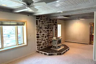 404 N Main St, Red Lion, PA 17356 - Photo 11