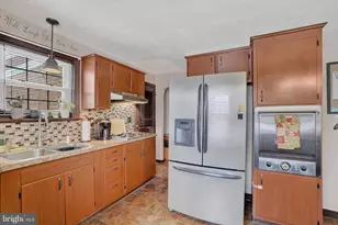 2006 Orange St, York, PA 17404 - Photo 11