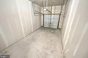 2222 Live Oak Ln, York, PA 17406 - Photo 11