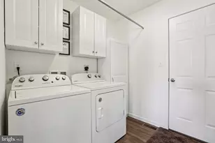 355 Azalea Dr, Windsor, PA 17366 - Photo 15