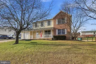 217 Overview Cir W, Red Lion, PA 17356 - Photo 5