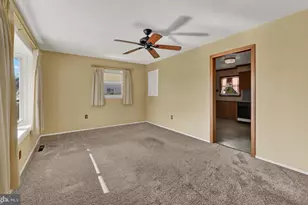 3813 Sylvan Dr, York, PA 17402 - Photo 3