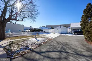 1870 N Susquehanna Trail, York, PA 17404 - Photo 37