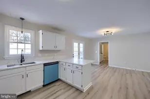 10 Steeple Ave, Red Lion, PA 17356 - Photo 5