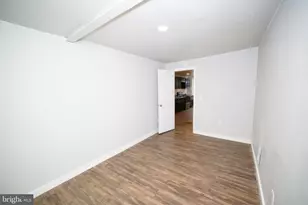 566 W Philadelphia St, York, PA 17401 - Photo 3