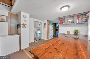 737 Lake Dr, Mount Wolf, PA 17347 - Photo 9