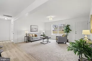 35 W Sunset View St, Spring Grove, PA 17362 - Photo 5