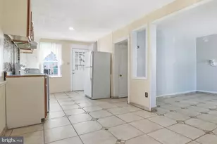 26 S East St, Spring Grove, PA 17362 - Photo 9