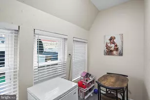 23 N Albemarle St, York, PA 17403 - Photo 13