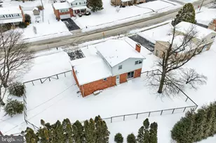 470 Cortleigh Dr, York, PA 17402 - Photo 9