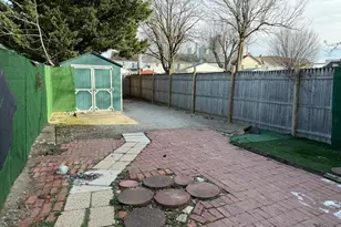 14 Charles St, Hanover, PA 17331 - Photo 3