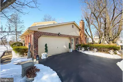 4166 Robinhood Drive, York, PA 17408 - Photo 7