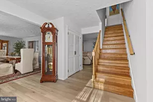 4009 Robinhood Dr, York, PA 17408 - Photo 5