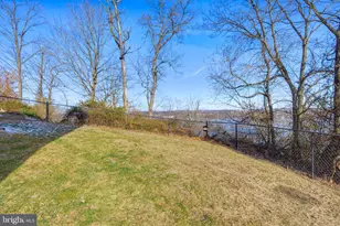 505 North Burberry Lane, Mount Wolf, PA 17347 - Photo 39