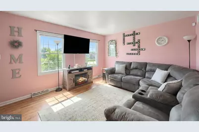 2435 Woodmont Drive, York, PA 17404 - Photo 5