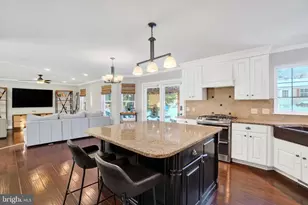 2185 Brigadier Dr, York, PA 17404 - Photo 9