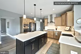 Beacon Pointe Plan At Logan Meadows, Dillsburg, PA 17019 - Photo 15