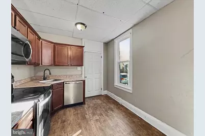 830 E Philadelphia Street, York, PA 17403 - Photo 9