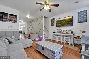 321 E Poplar St, York, PA 17403 - Photo 7