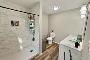 335 Donna Ln, York, PA 17403 - Photo 9