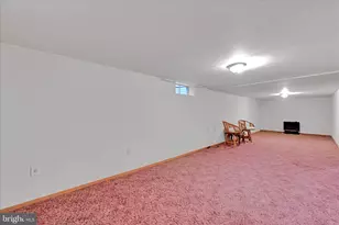 921 Skylight Dr, York, PA 17402 - Photo 33
